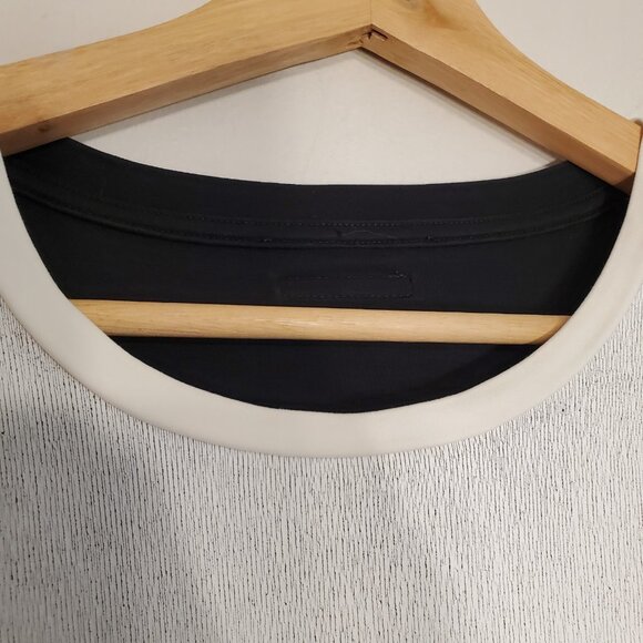 Diesel Black Gold Titan Spray Paint shirt black size XL - Picture 4 of 5